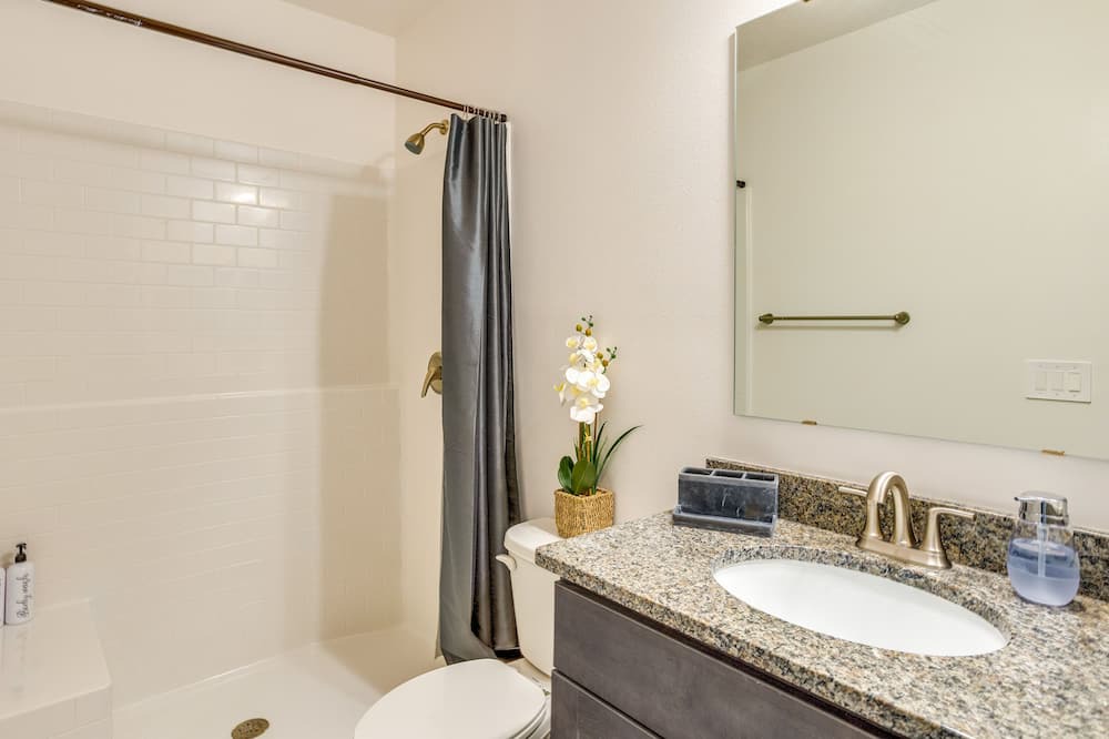 Photo of Bathroom in Port Saint Lucie
