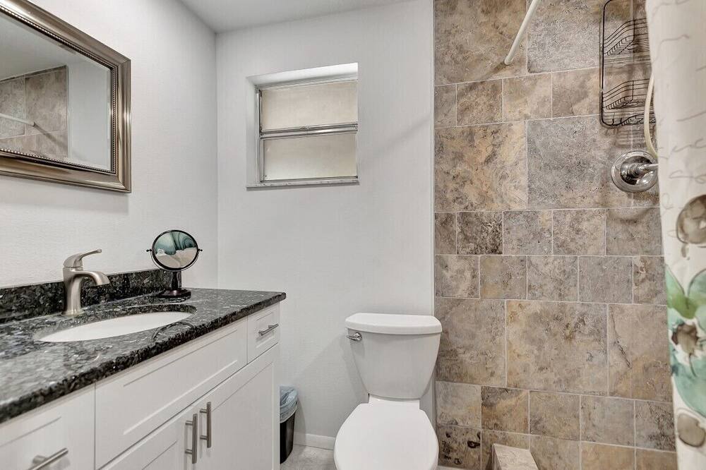 Photo of Bathroom in Pinellas Point