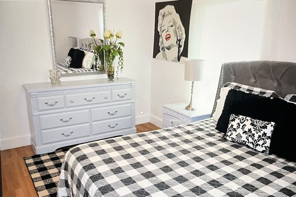 Photo of Bedroom in Greater Palm River Point CDC