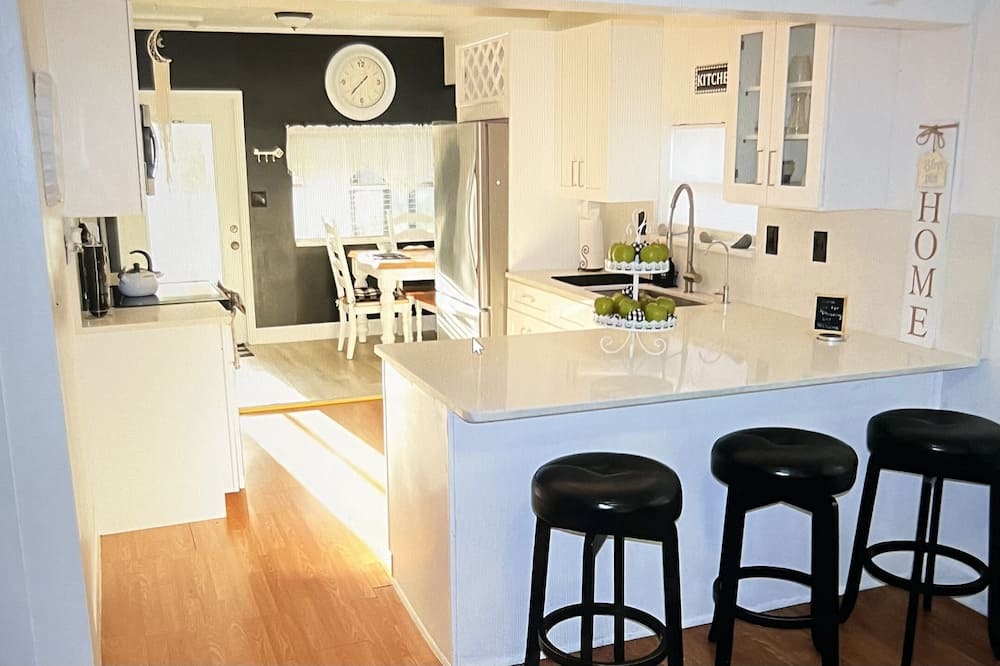 Photo of Kitchen in Greater Palm River Point CDC