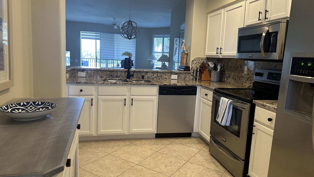 Photo of Kitchen in Tropical Cove