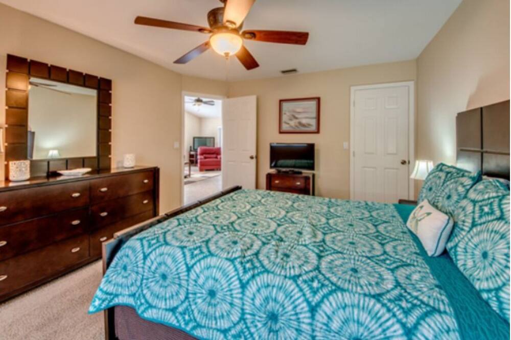 Photo of Bedroom in Caloosahatchee