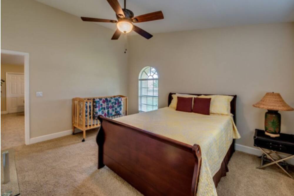 Photo of Bedroom in Caloosahatchee