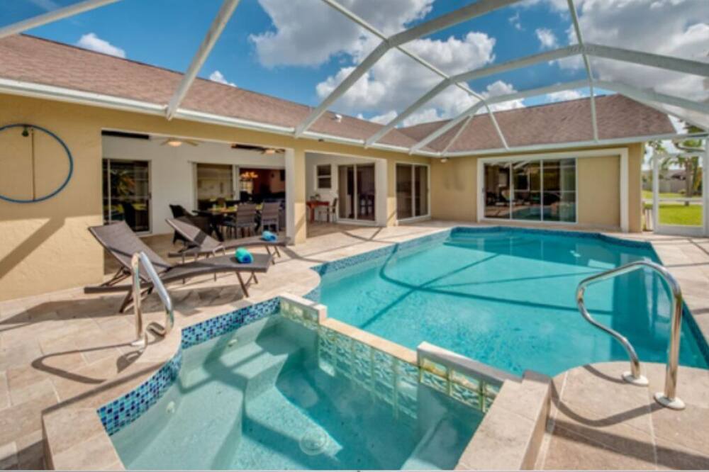 Photo of Outdoor in Caloosahatchee