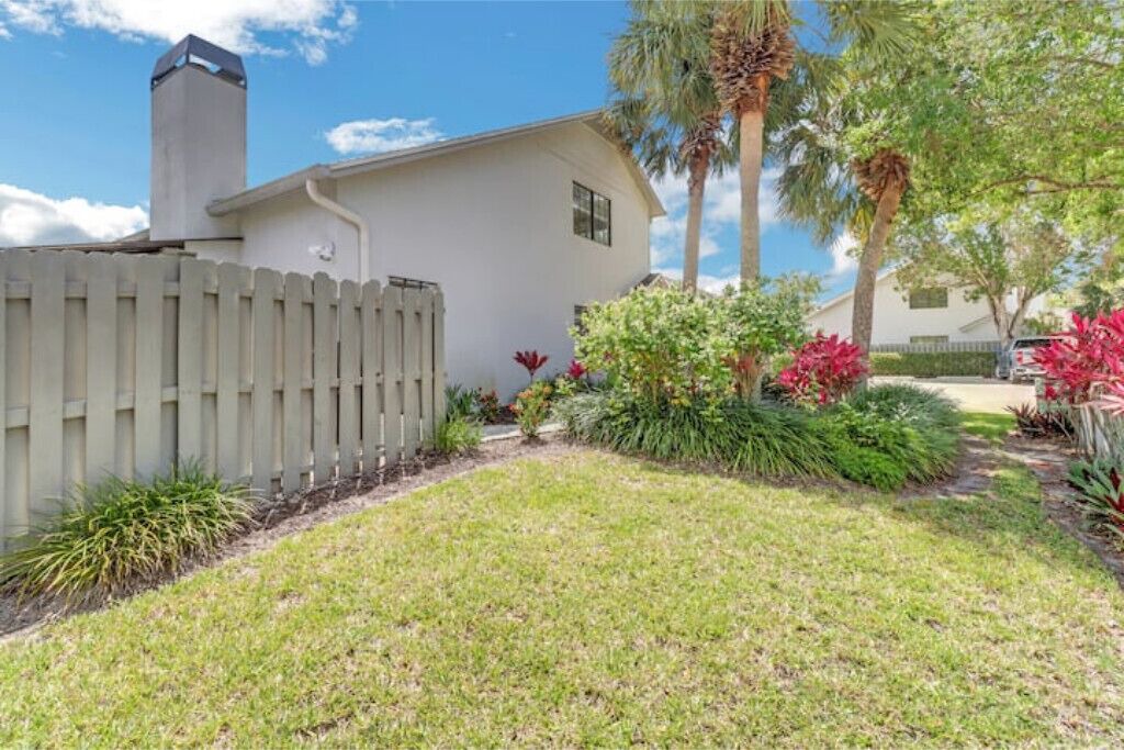 Photo of Outdoor in Pelican Bay