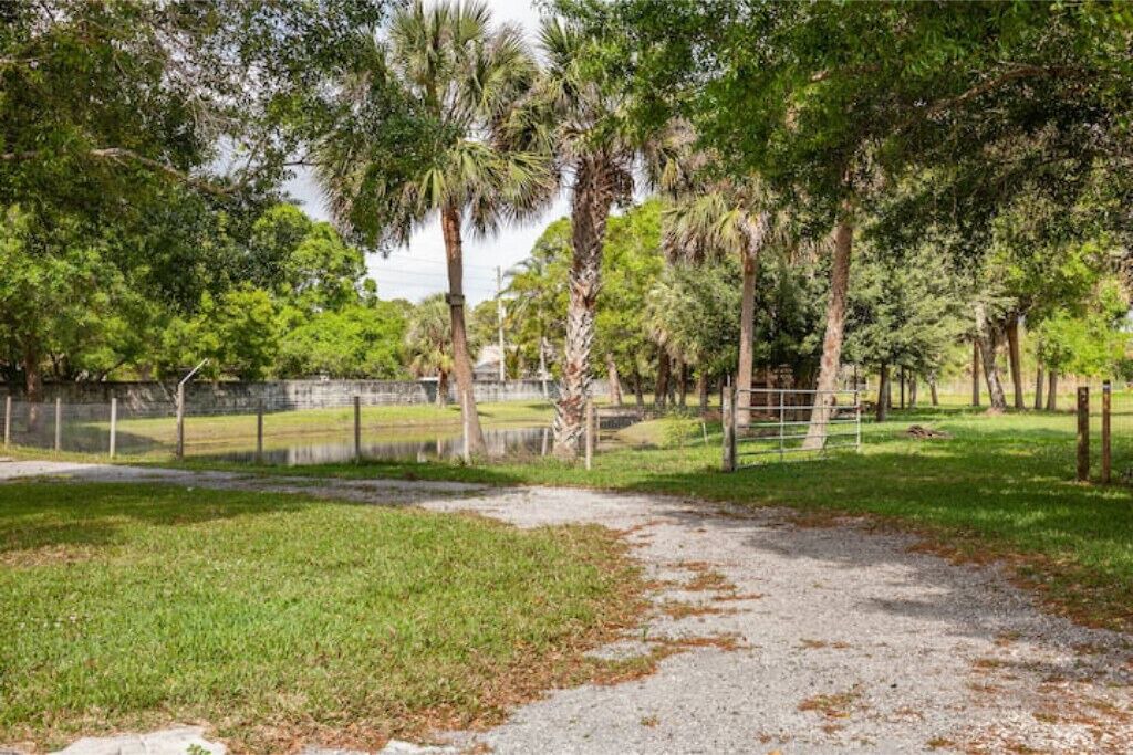 Photo of Others in Fort Pierce