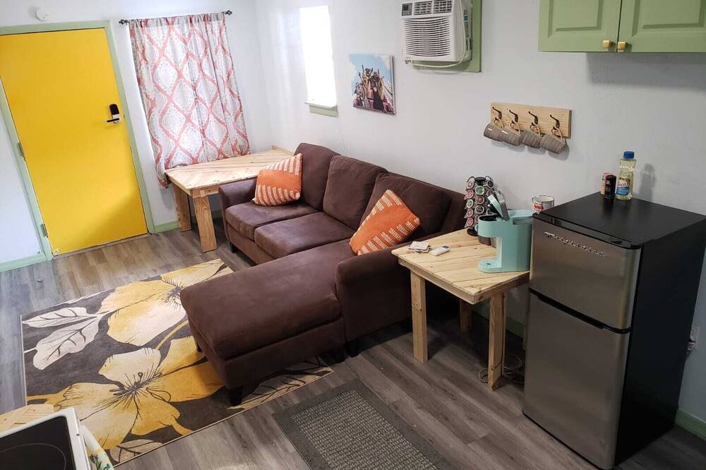 Photo of Livingroom in Inwood