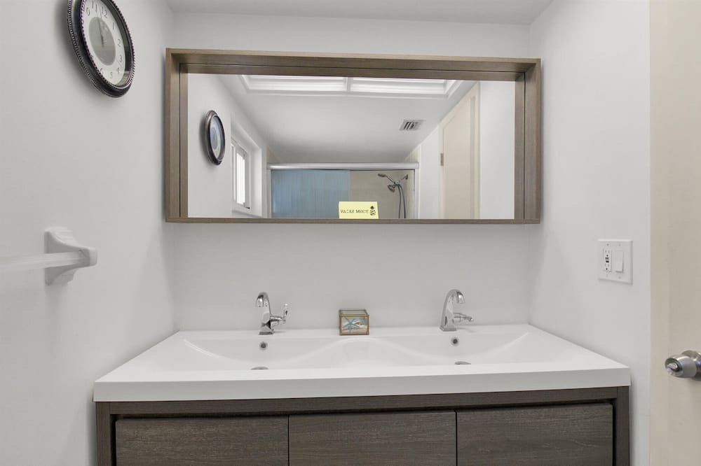Photo of Bathroom in Dunedin