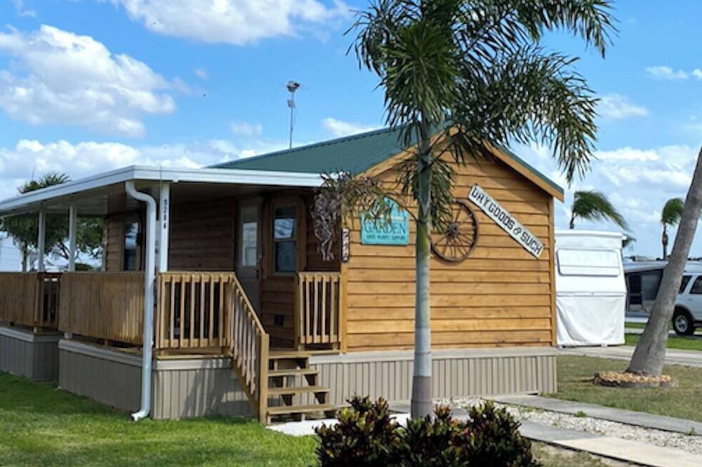 Photo of Outdoor in Sebring