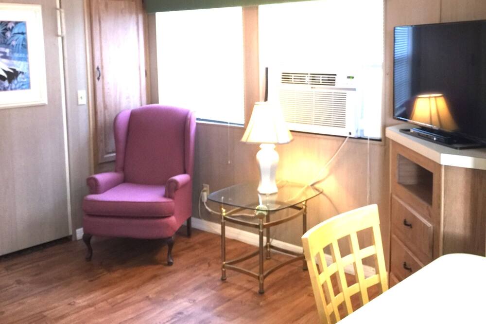 Photo of Livingroom in Sebring