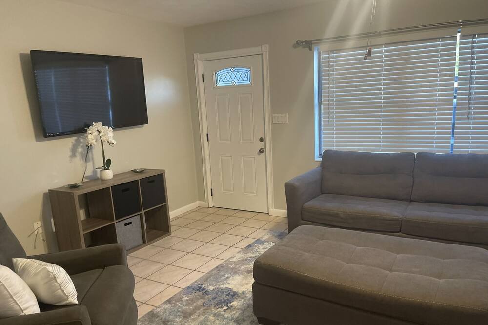 Photo of Livingroom in Sebring