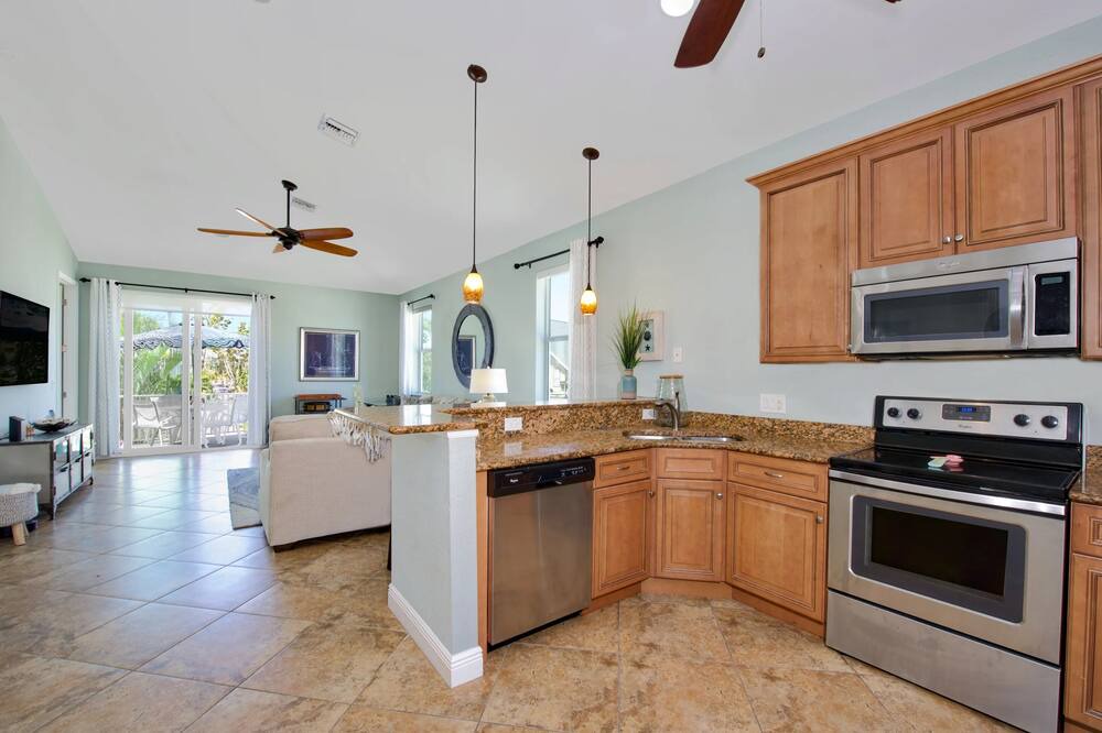 Photo of Kitchen in Hills T P