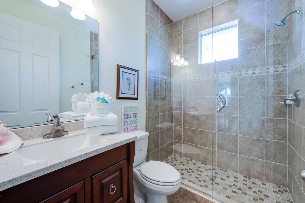 Photo of Bathroom in Hills T P