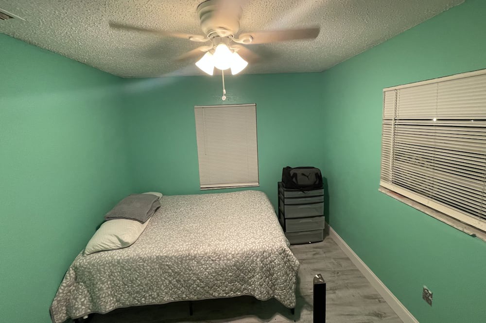 Photo of Bedroom in Plant City