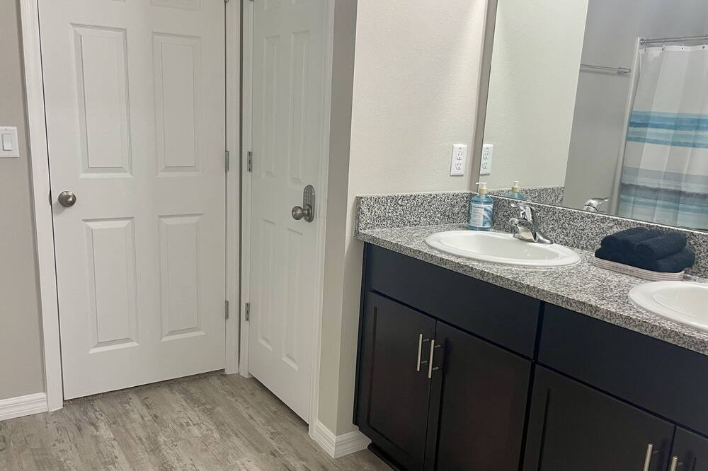 Photo of Bathroom in Winter Haven