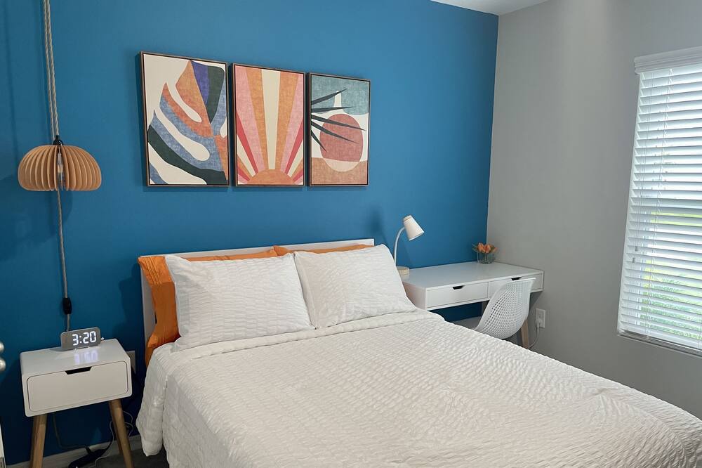 Photo of Bedroom in Winter Haven
