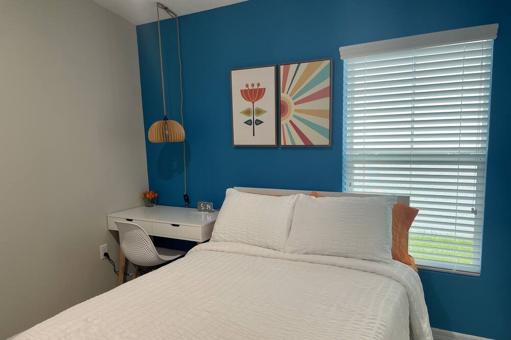 Photo of Bedroom in Winter Haven