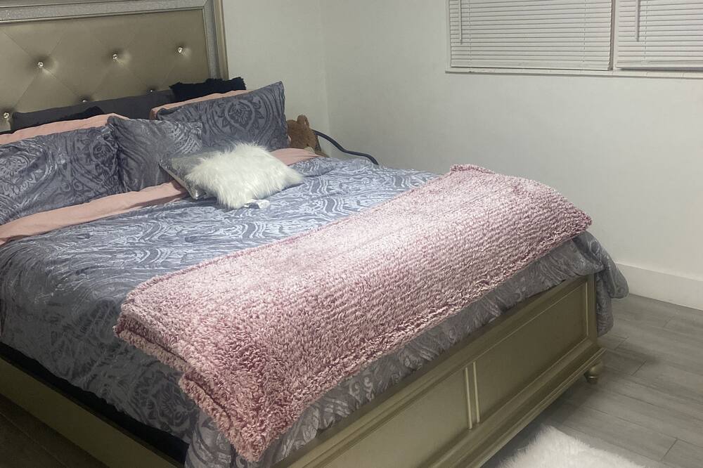 Photo of Bedroom in Sebring