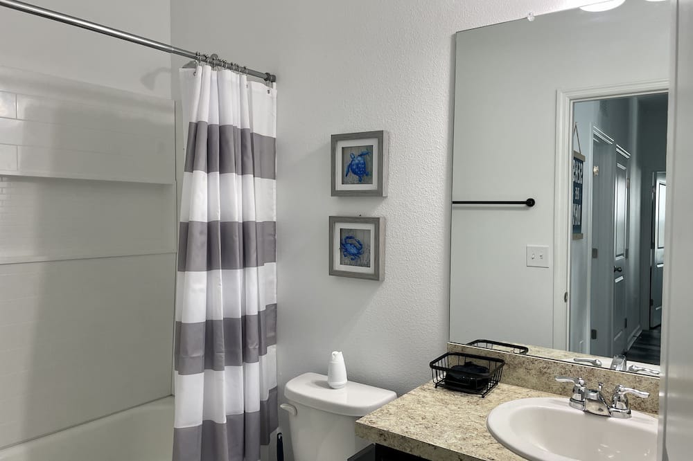 Photo of Bathroom in Nichols