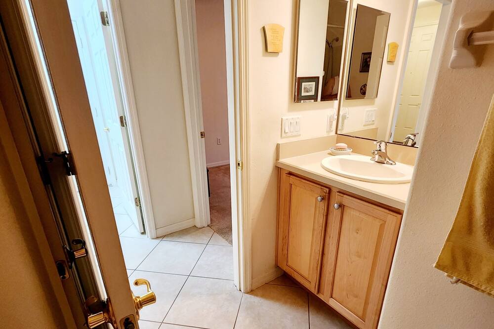 Photo of Bathroom in Poinciana