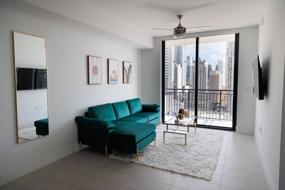 Photo of Livingroom in Overtown