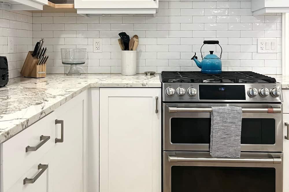 Photo of Kitchen in Lake Sarasota