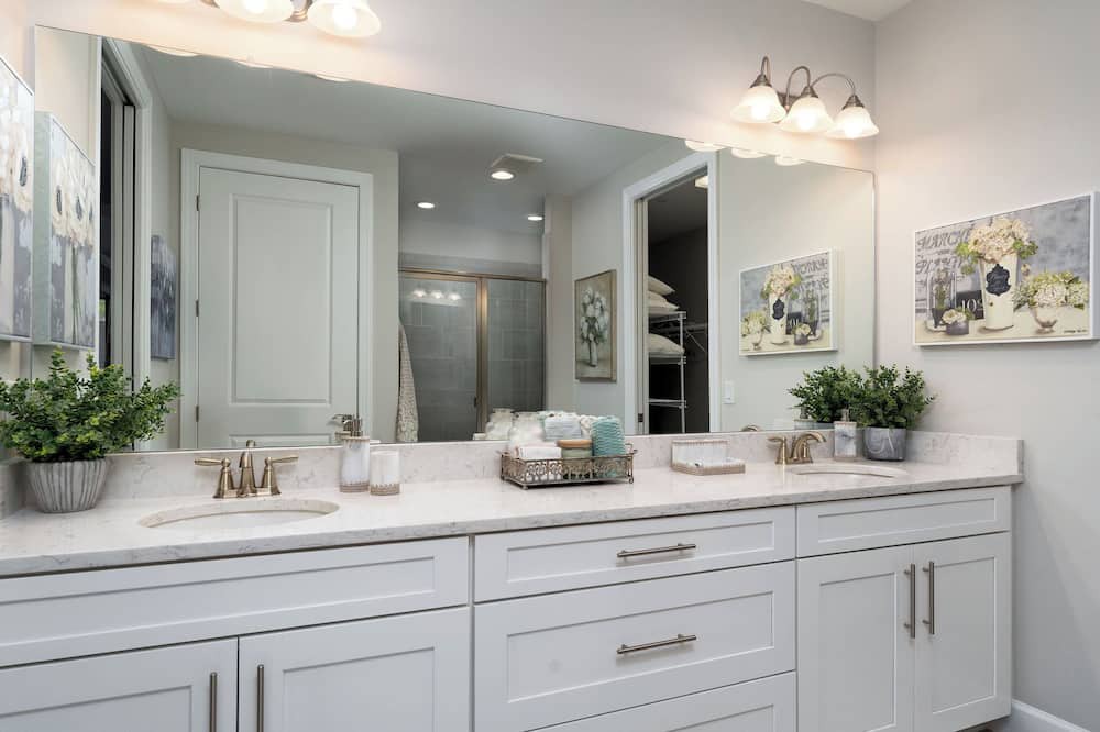 Photo of Bathroom in Naples