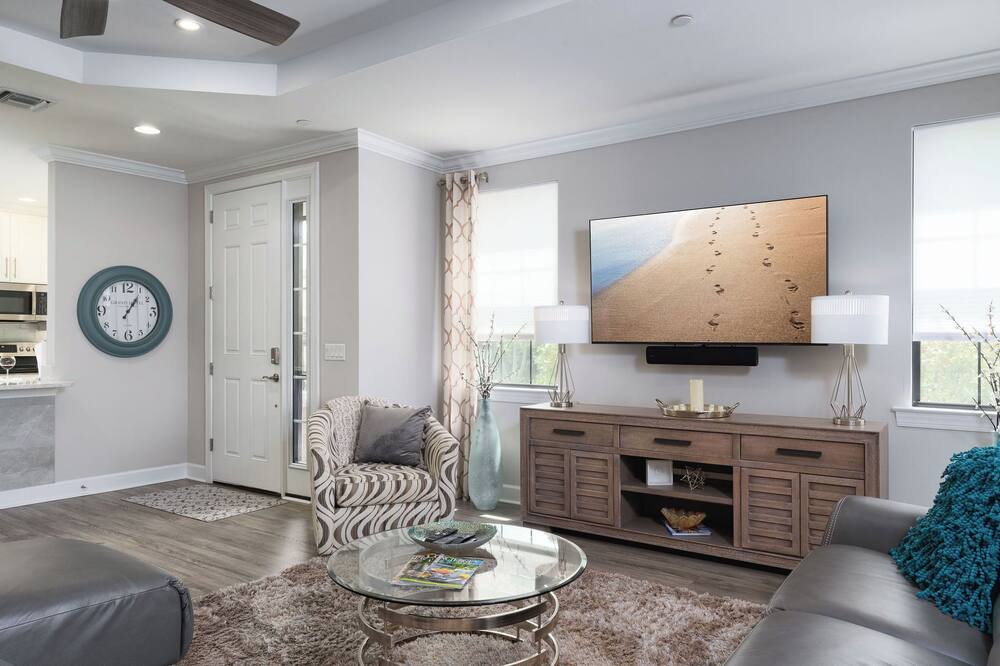 Photo of Livingroom in Naples