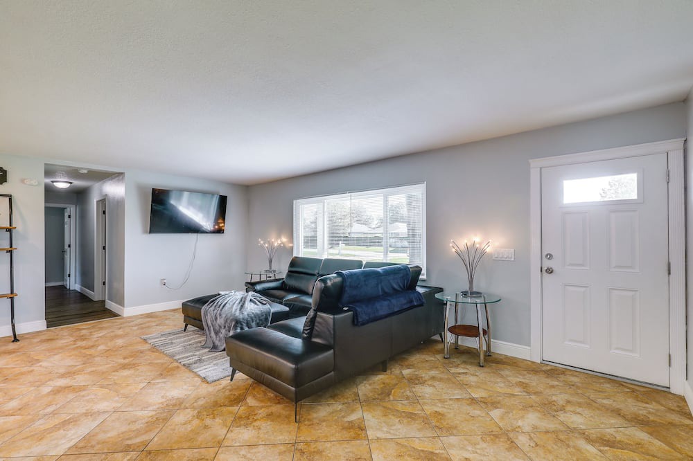 Photo of Bedroom in East County Civic Group