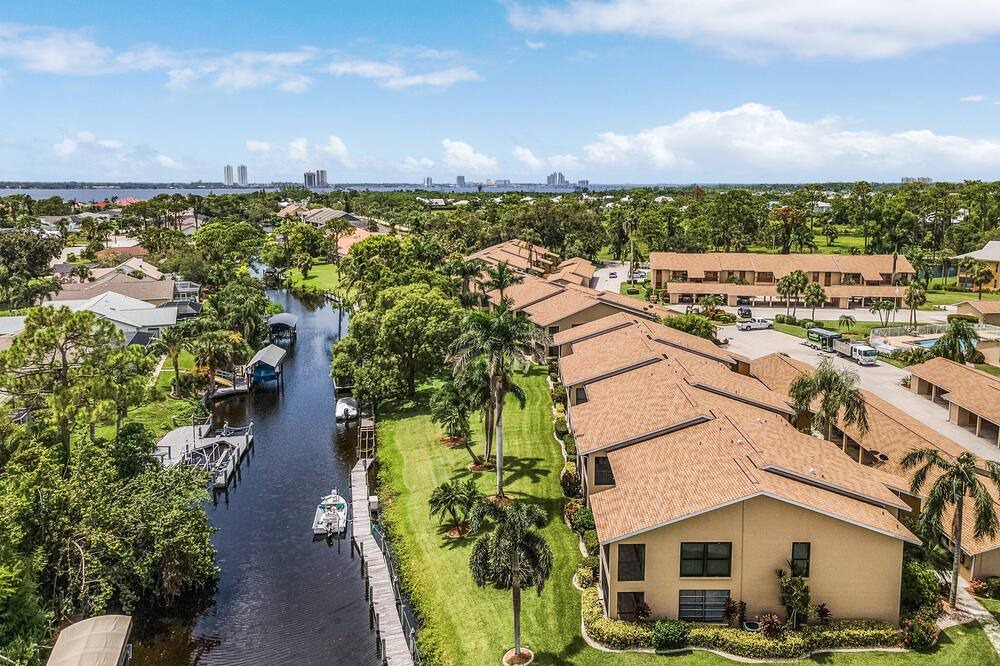 Photo of Outdoor in Riverbend Country Club