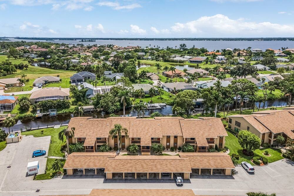 Photo of Outdoor in Riverbend Country Club