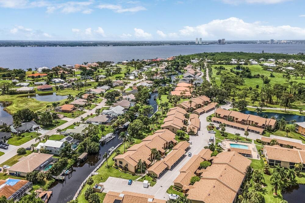 Photo of Outdoor in Riverbend Country Club