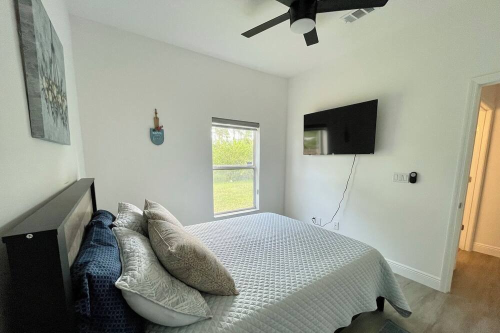 Photo of Bedroom in Port Malabar
