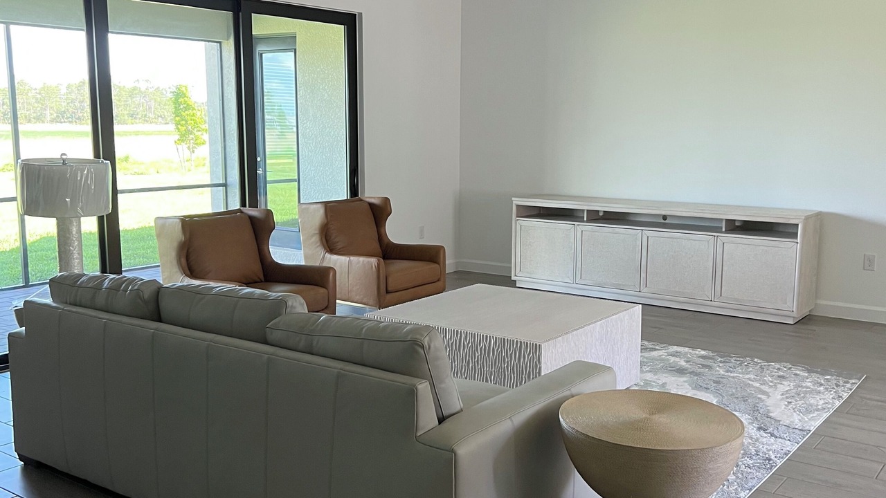 Photo of Livingroom in Gateway