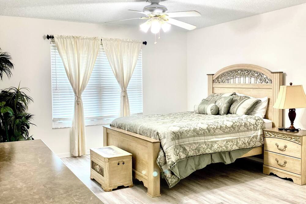 Photo of Bedroom in Port Malabar