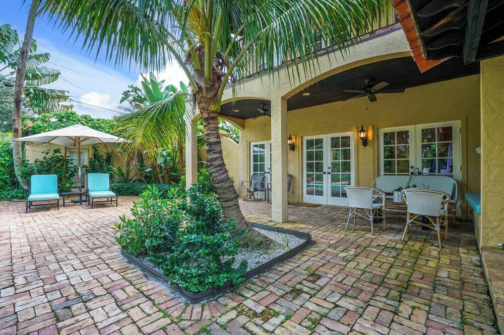 Photo of Patio Balcony in Old Northwood