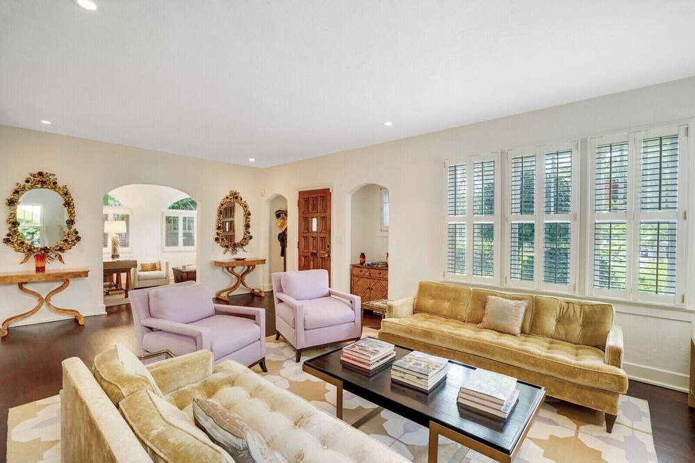 Photo of Livingroom in Old Northwood