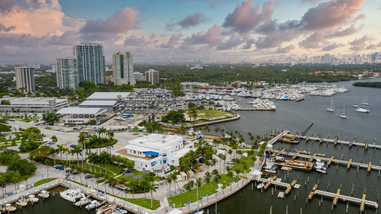 Photo of Others in Coral Way