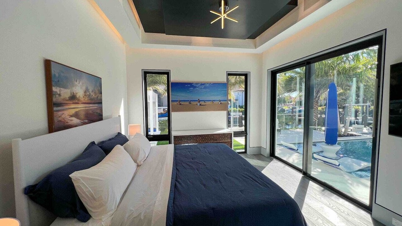 Photo of Bedroom in Royal Harbor