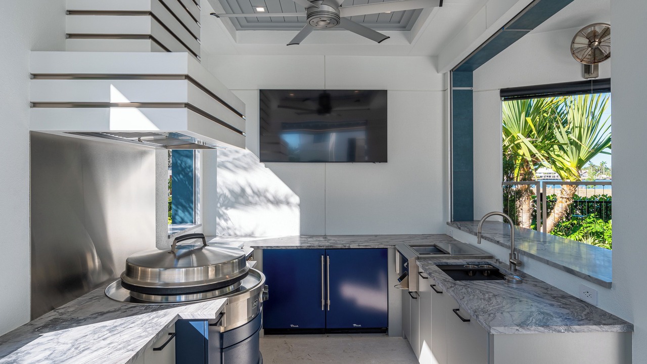 Photo of Kitchen in Royal Harbor