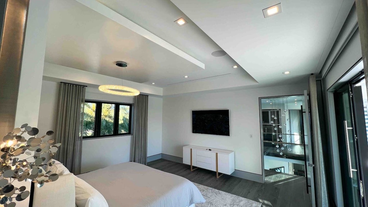 Photo of Bedroom in Royal Harbor