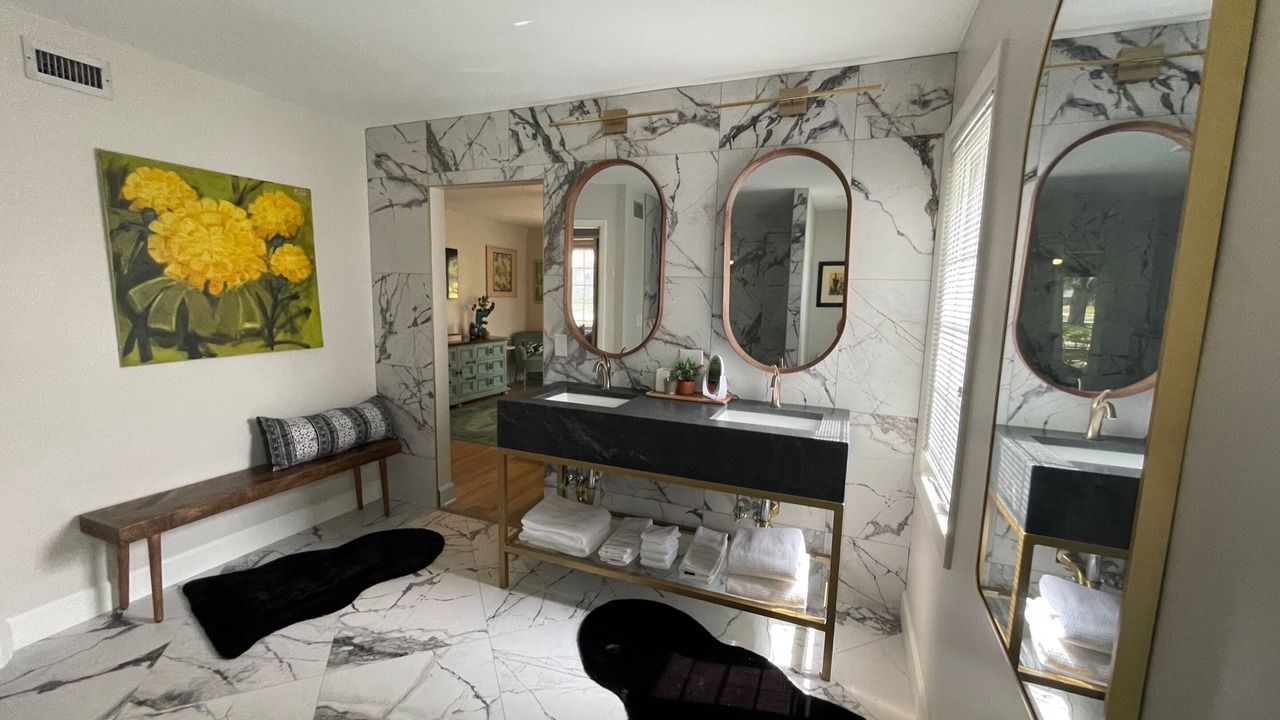 Photo of Bathroom in Trailer Estates