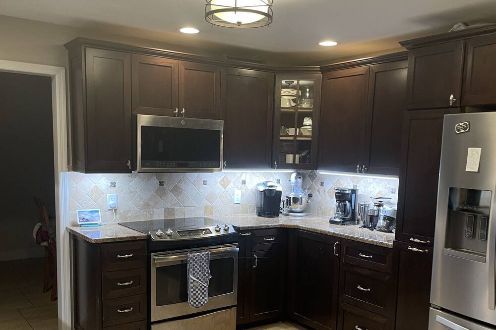 Photo of Kitchen in Lakeland Highlands