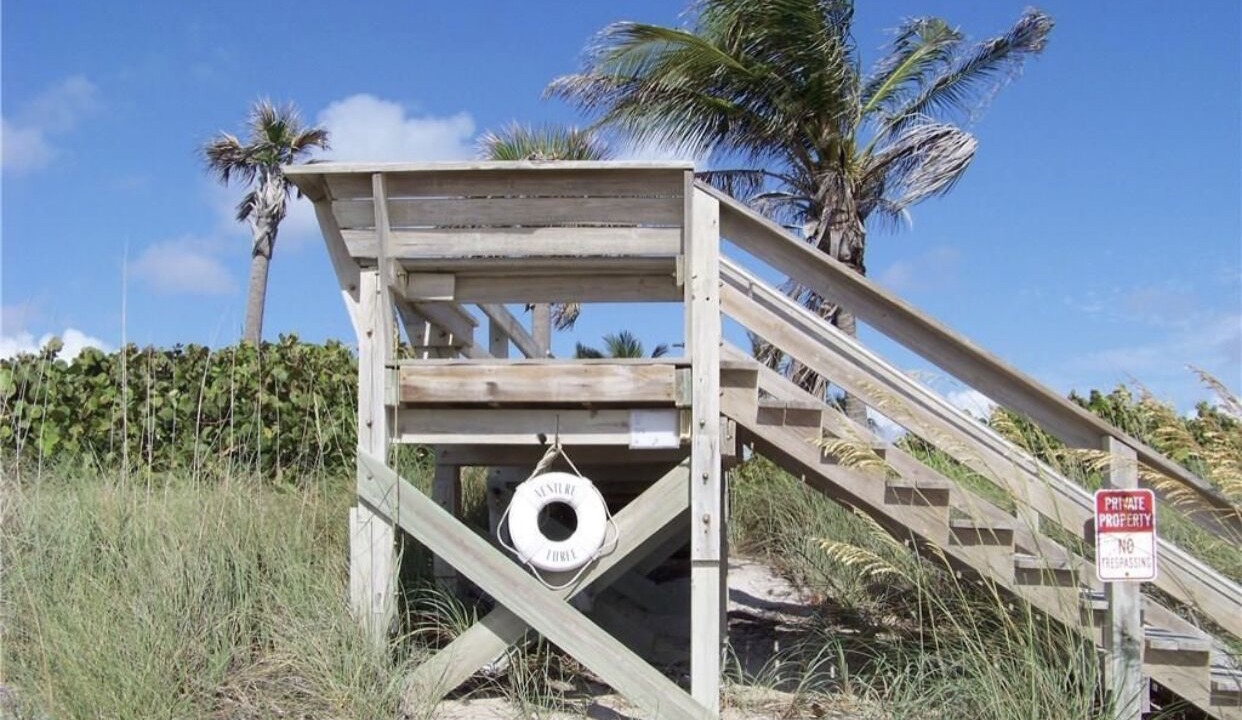 Photo of Outdoor in Hutchinson Island South