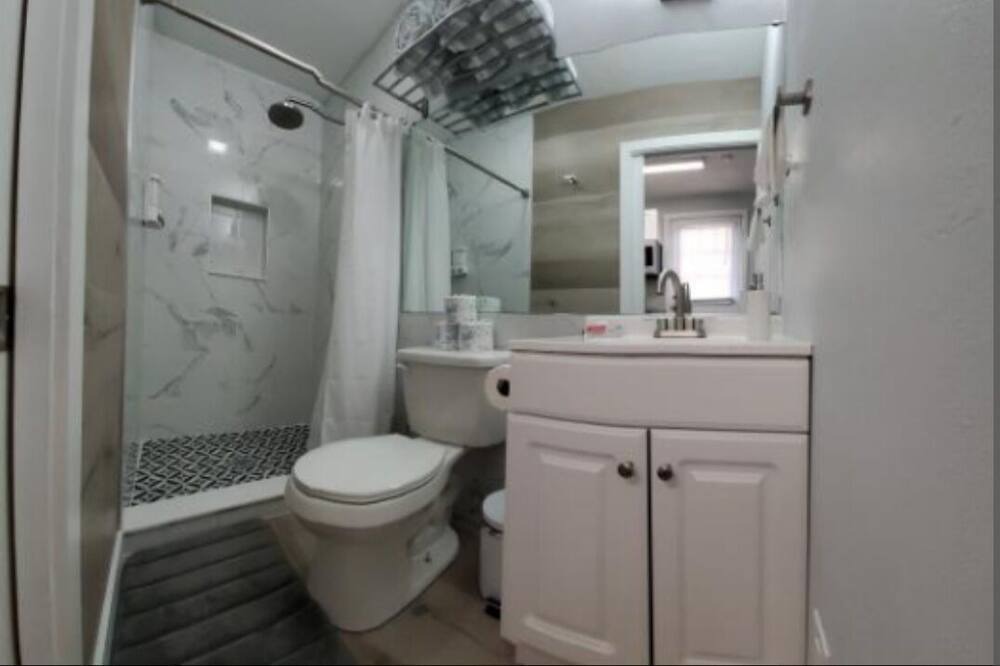 Photo of Bathroom in Carrollwood