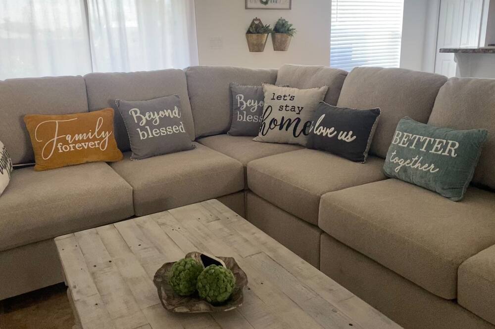 Photo of Livingroom in Port Saint Lucie