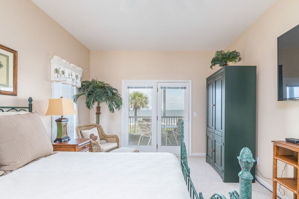 Photo of Bedroom in Beachwalk