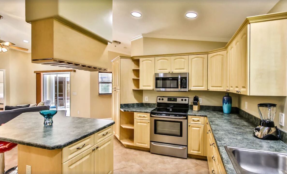 Photo of Kitchen in Sebastian Highlands