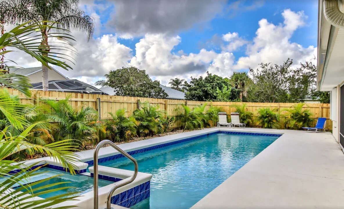 Photo of Outdoor in Sebastian Highlands
