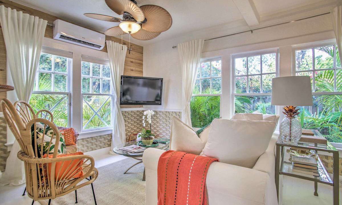 Photo of Livingroom in West Palm Beach